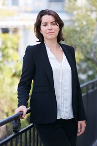 <a href="http://www.vigo-avocats.com/les-avocats/collaborateurs/geraldine-perrone/">Géraldine PERONNE</a>